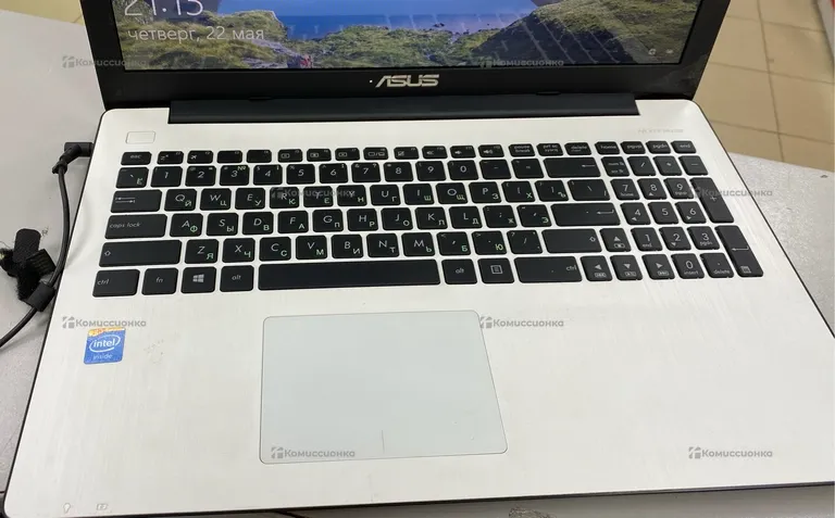 Ноутбук ASUS X553M