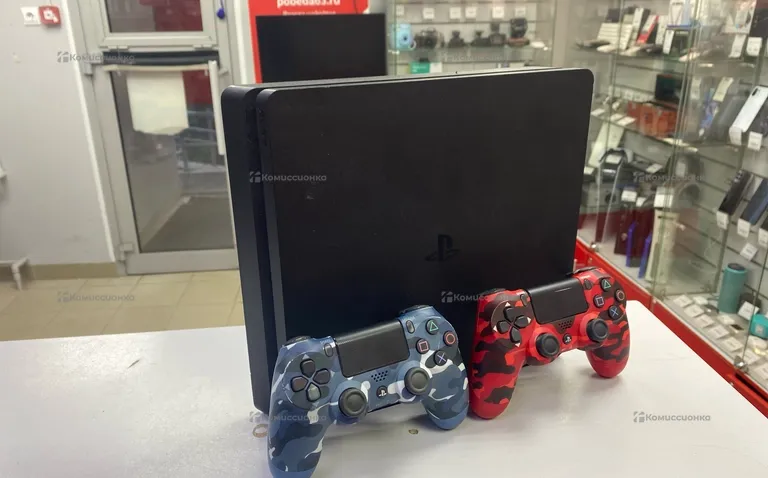 Приставка PS4. PS4 Slim 1tb+джойстик