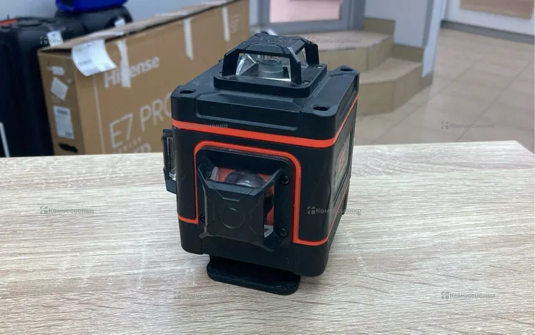 Лазерный уровень ACDC 4D-16 line зелёный