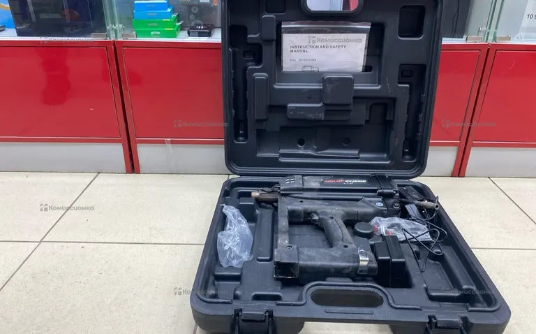 Газовый монтажный пистолет MOLOT GT-150IE