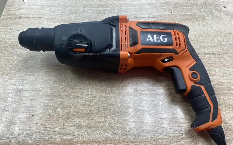 Перфоратор AEG KH 24 IE