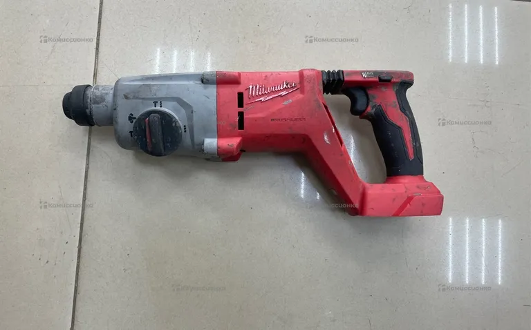 Перфоратор Milwaukee M18 CHd