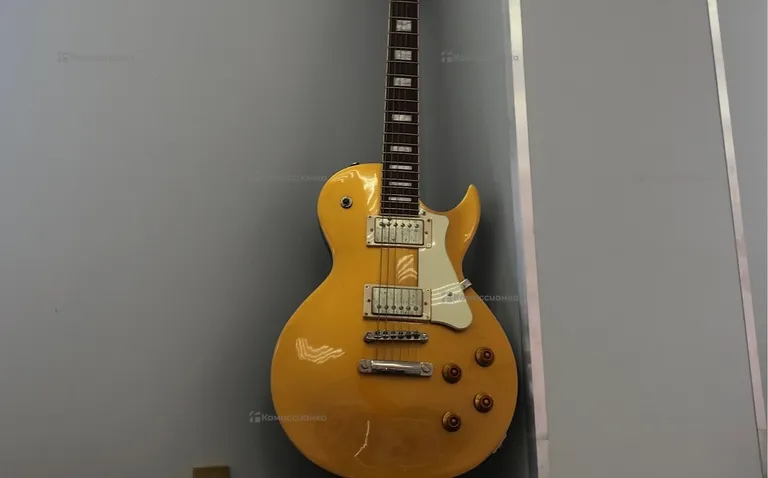 Электро гитара CORT CLASSIC ROCK CR200