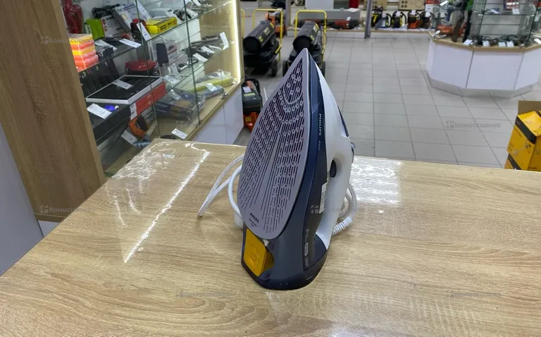 Утюг Philips NL9206ad
