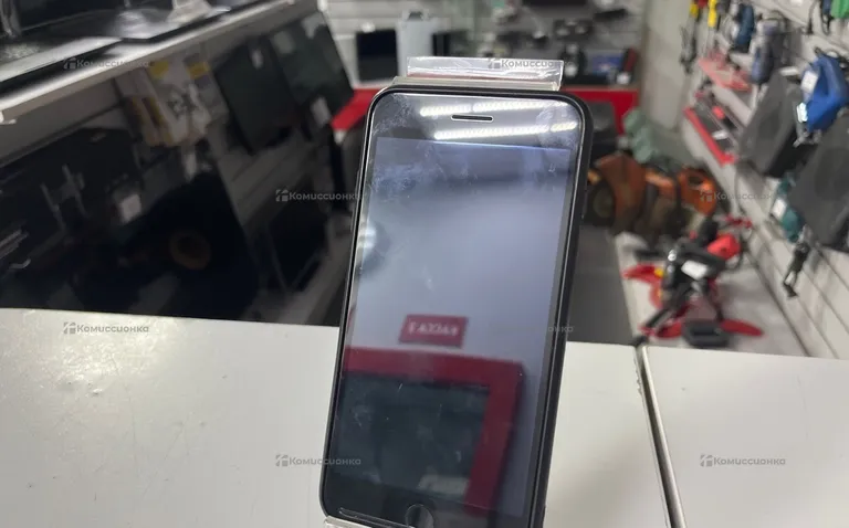 Apple 7plus 32