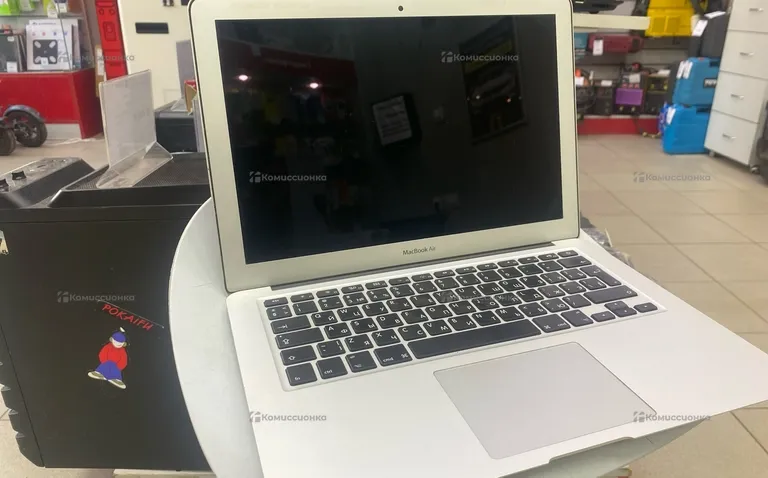 Ноутбук  MacBook Air A1466