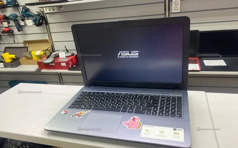 Ноутбук ASUS r540b