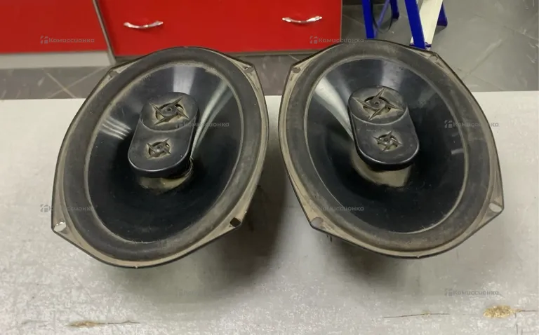 Колонки jbl