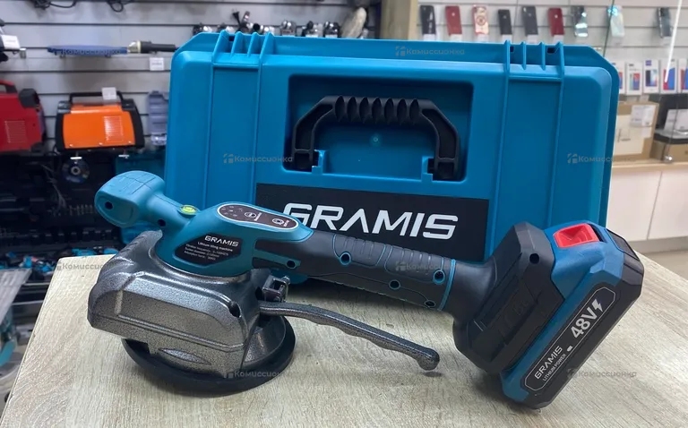 Аккумуляторная виброприсоска для плитки Gramis 18V