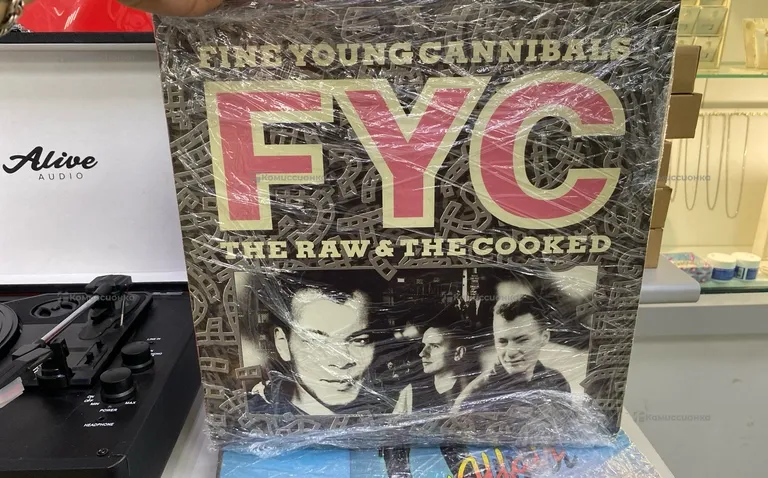Винил Poco, Cliff, Blues, Rick, FYC,