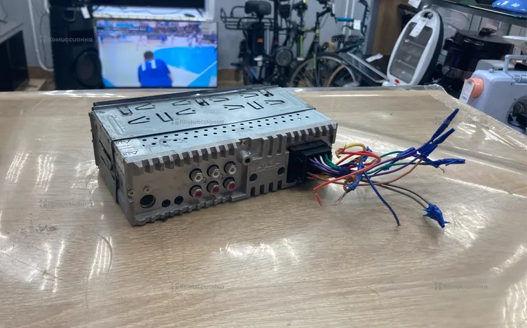 Автомагнитола Aura AMH-79DSP