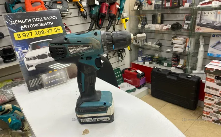 шуруповёрт Makita DF347D