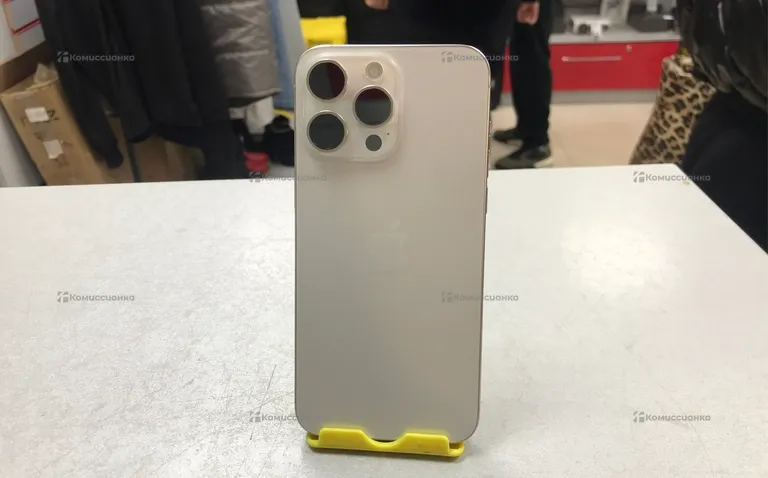 Apple IPhone 15 pro max 256