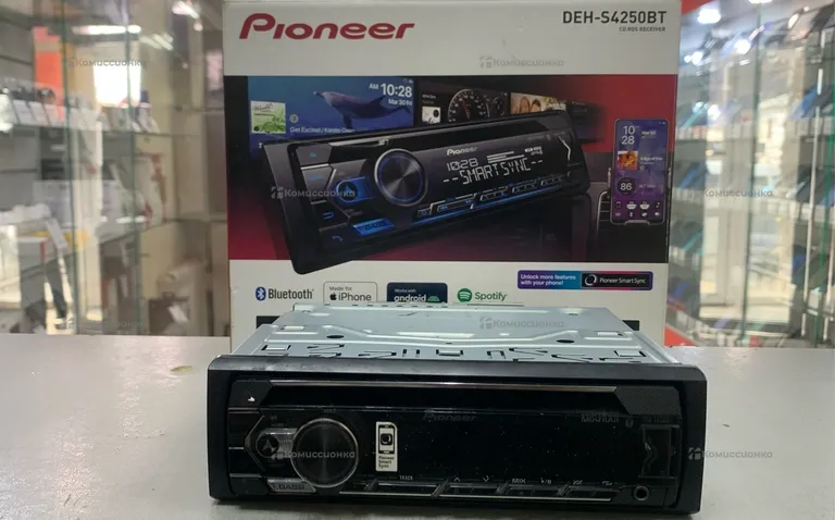 автомагнитола Pioneer