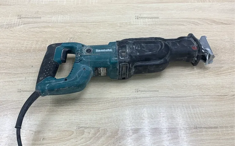 Пила makita JR3060T