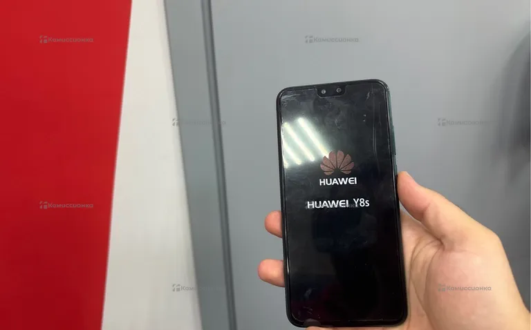 Huawei y8s 4/128