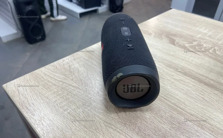 Колонка JBL CHARGE 3