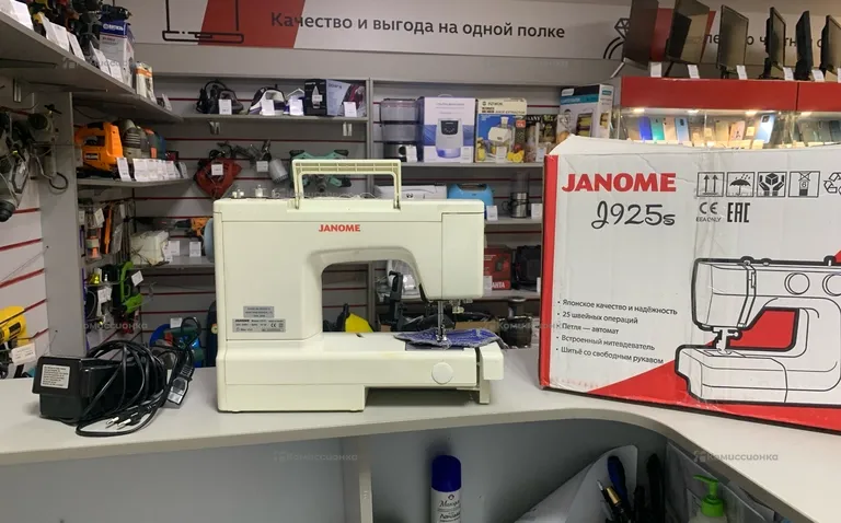Швейная машина  Janome 423s