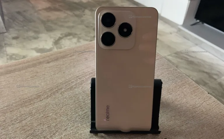 Realme C61 8/128 ГБ