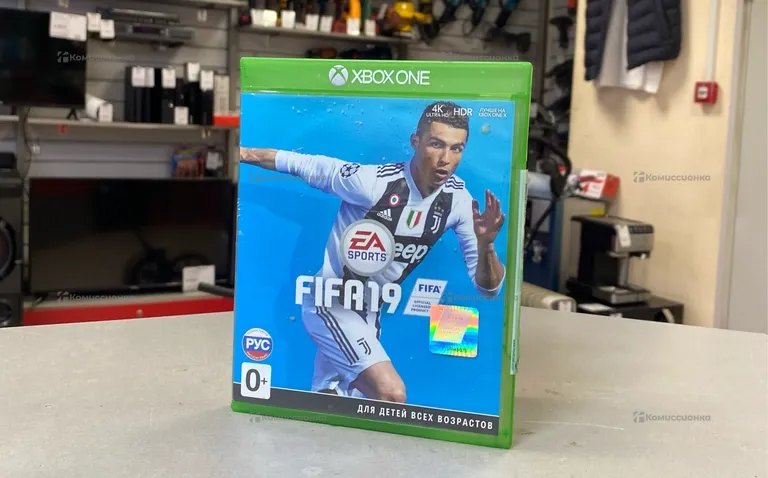Диск Xbox one FIFA 19