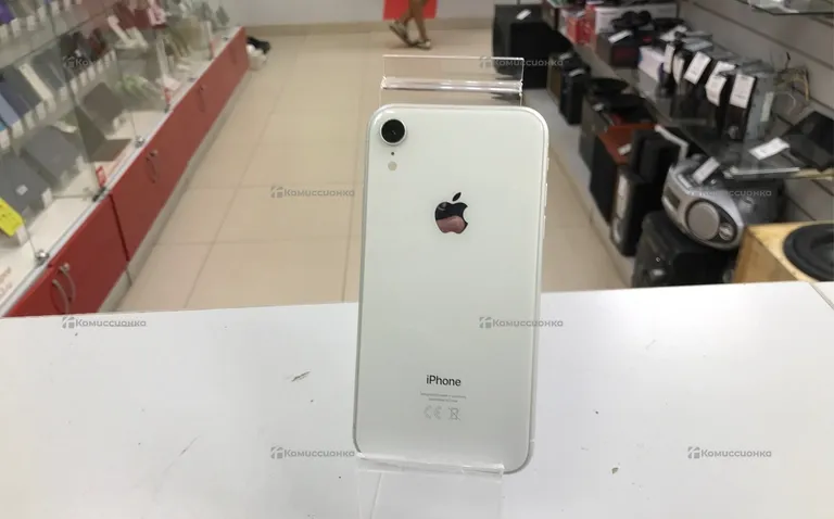 Apple iPhone Xr 64 ГБ