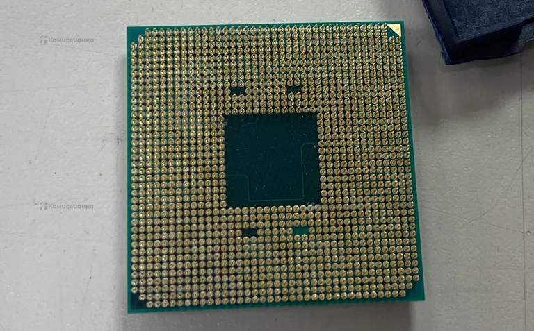 Процессор AMD Ryzen 5 2400G