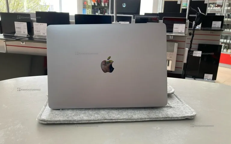 Macbook retina 12inch early 2015
