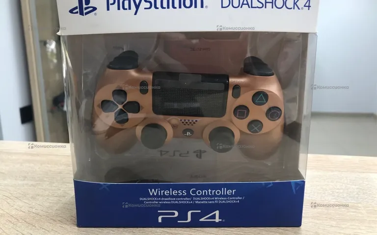 Геймпад DualShock 4