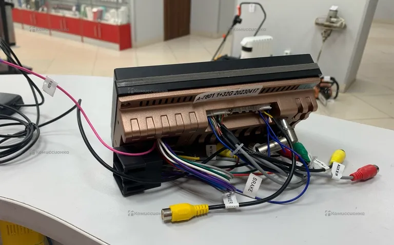 Автомагнитола  pioneer a-7801 1+32G
