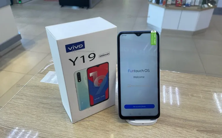 Vivo y19