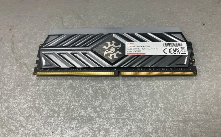 Плашка DDR4 8GB