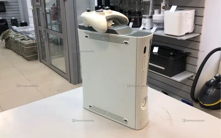 Приставка Xbox 360 500GB
