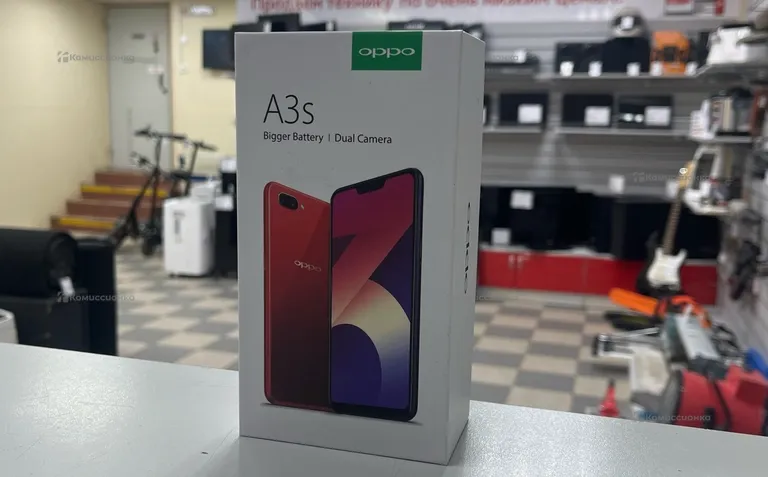 Oppo A3s 6128 GB