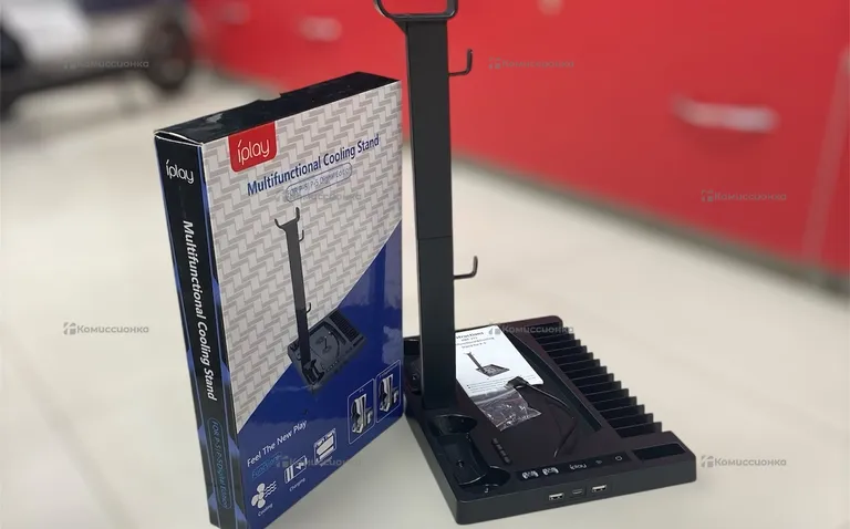 вертикальня подставка с охлаждением PS5