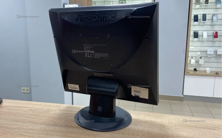 Монитор Viewsonic VA703M