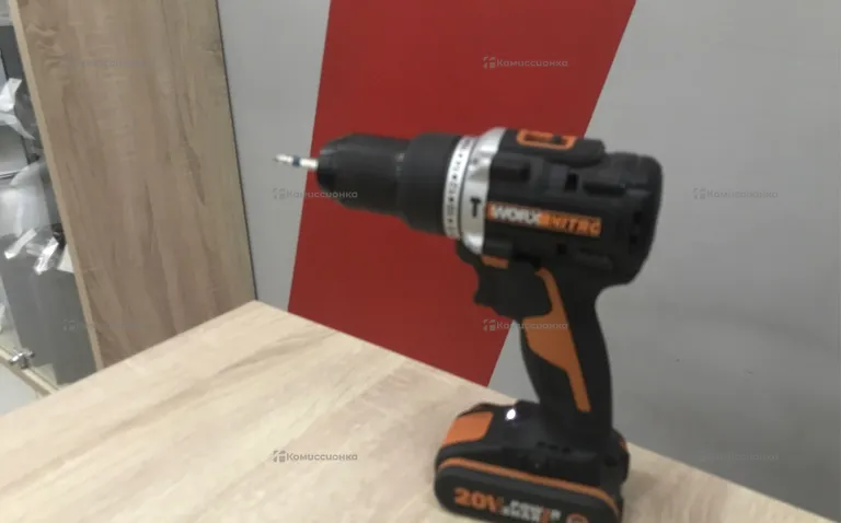 Дрель-шуруповерт Worx WX352.9