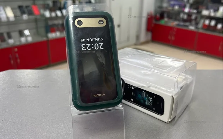 Nokia 2660 flip