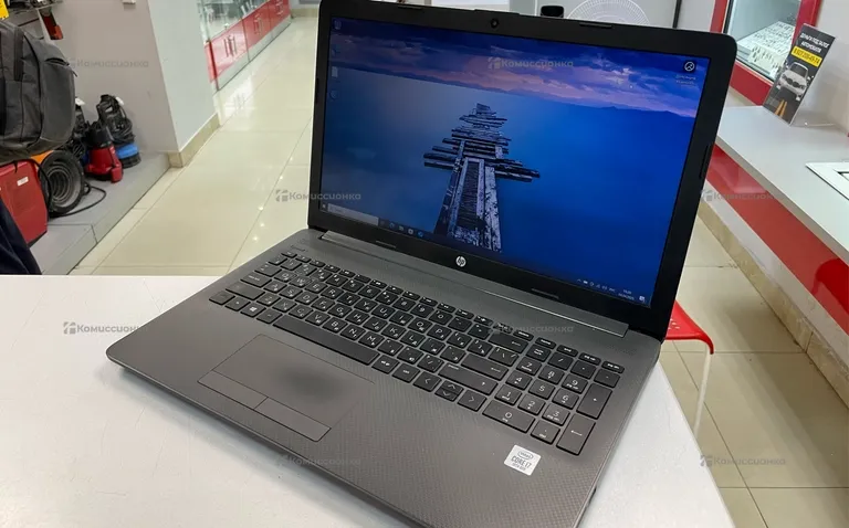 Ноутбук HP 250 G7