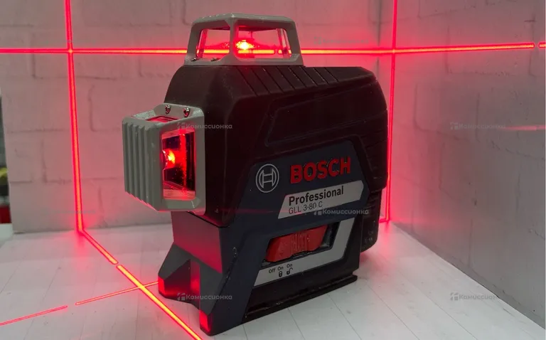 Лазерный уровень BOSCH GLL 3-80C