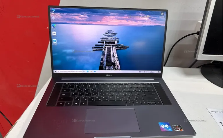 Ноутбук  honor 16.1