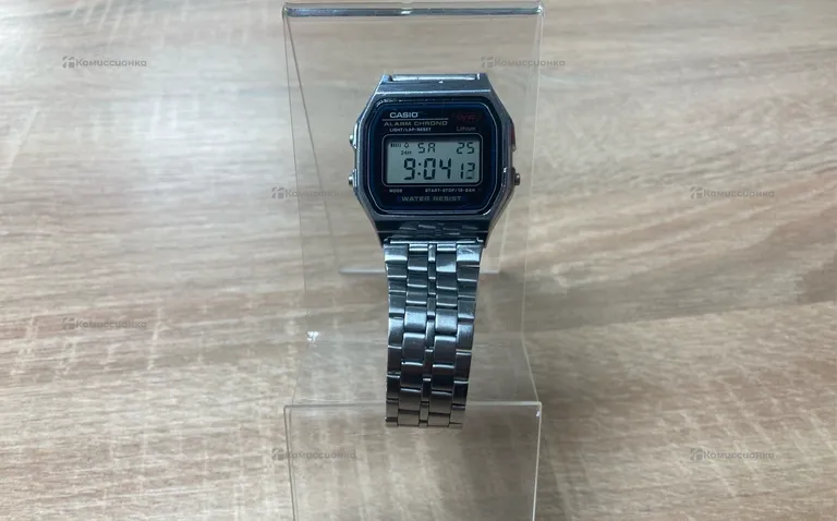 Часы  Casio