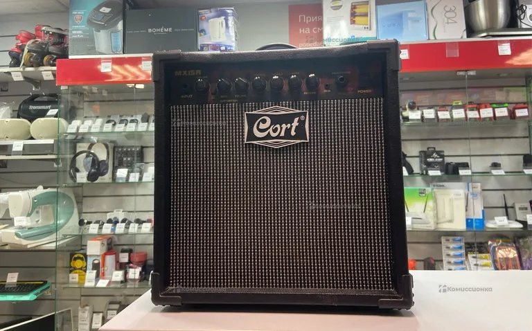Комбо усилитель Cort MX15R