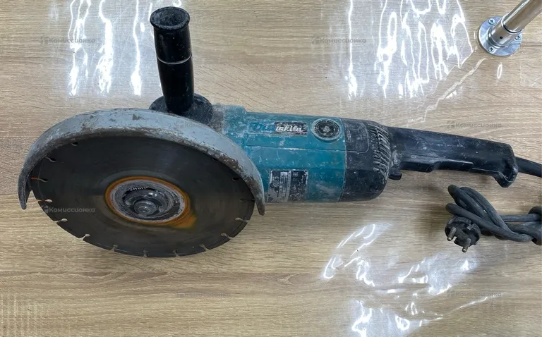 УШМ makita 9069
