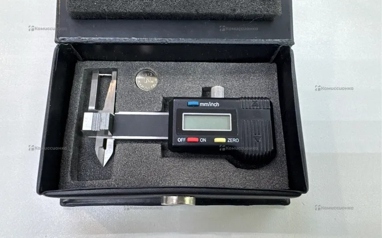 Цифровой штангенциркуль 0-25mm