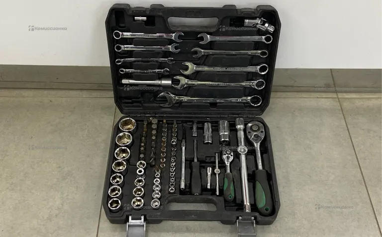 набор трещеток и ключей HGA TOOLS