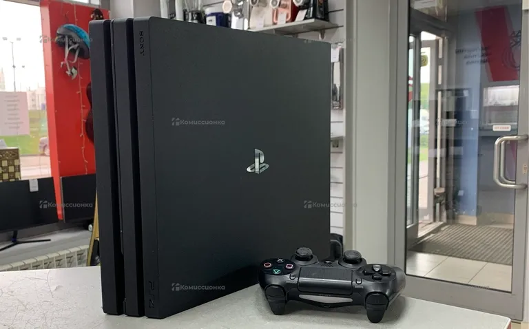 PS4. pro 1tb