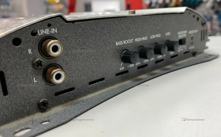 Усилитель Blaupunkt GTA 250