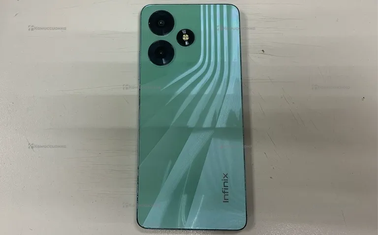 Infinix hot 30 4/128ГБ