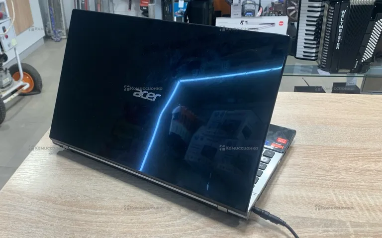 Ноутбук  Acer Aspire V3-551