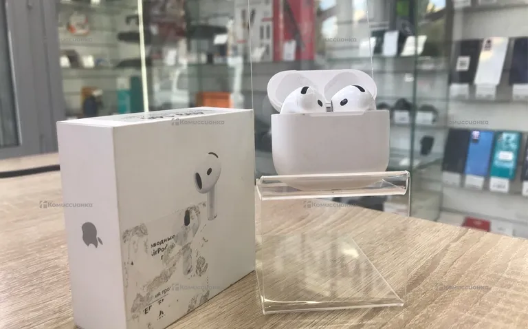 Наушники Apple air pods 4